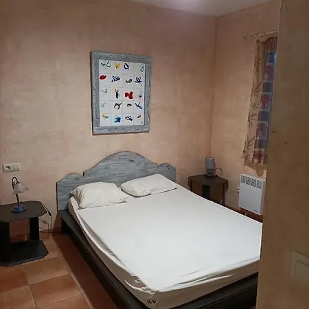 Jolie Maison, 3 A Semesterbostad Llança