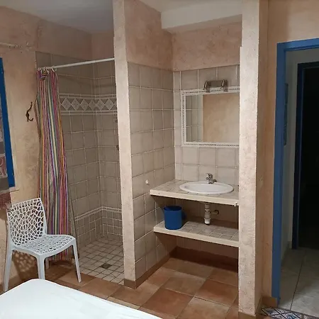 Semesterbostad Jolie Maison, 3 A